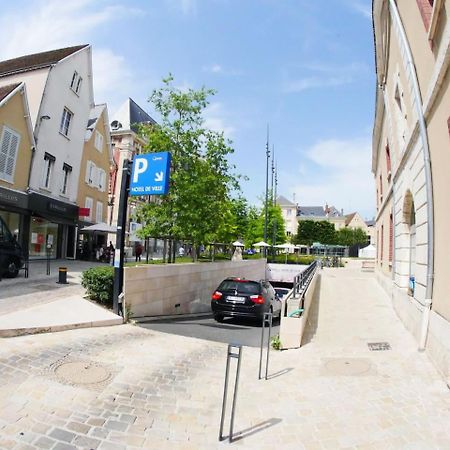 Coeur De Ville, Calme, Spacieux,Parking Et Wifi ! Chartres Exteriér fotografie